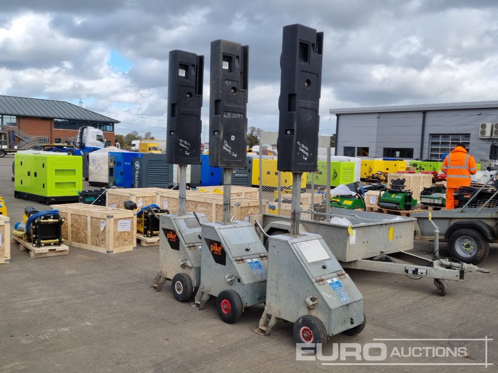 Pike Signals 3 Way Traffic Light System - Reboque porta máquinas: foto 3 Pike Signals 3 Way Traffic Light System - Reboque porta máquinas: foto 3