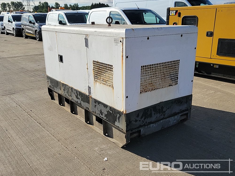 Pramac 30kVA Silent Generator - Gerador elétrico: foto 3 Pramac 30kVA Silent Generator - Gerador elétrico: foto 3