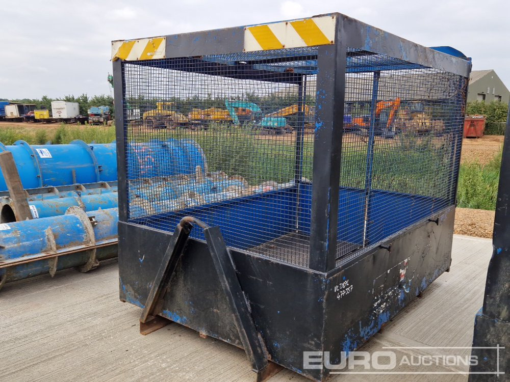RORO Lock In Skip to suit Van - Contentor ampliroll: foto 1 RORO Lock In Skip to suit Van - Contentor ampliroll: foto 1