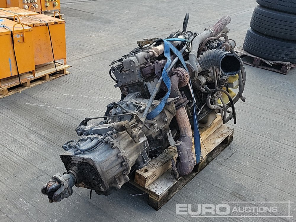Renault 6 Cyinder Engine, Gearbox - Motor: foto 5 Renault 6 Cyinder Engine, Gearbox - Motor: foto 5