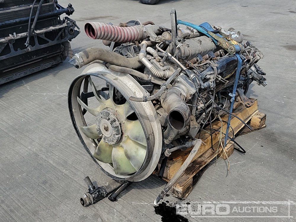 Renault 6 Cyinder Engine, Gearbox - Motor: foto 1 Renault 6 Cyinder Engine, Gearbox - Motor: foto 1