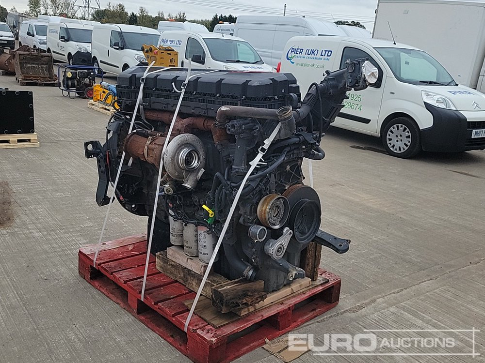 Motor Renault 6 Cylinder Engine: foto 7 Motor Renault 6 Cylinder Engine: foto 7