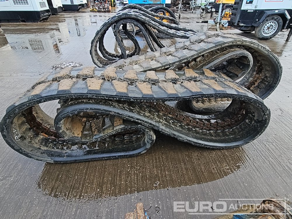 Rubber Track to suit Komatsu PC55 (2 of) - Rasto para Máquina de construção: foto 2 Rubber Track to suit Komatsu PC55 (2 of) - Rasto para Máquina de construção: foto 2