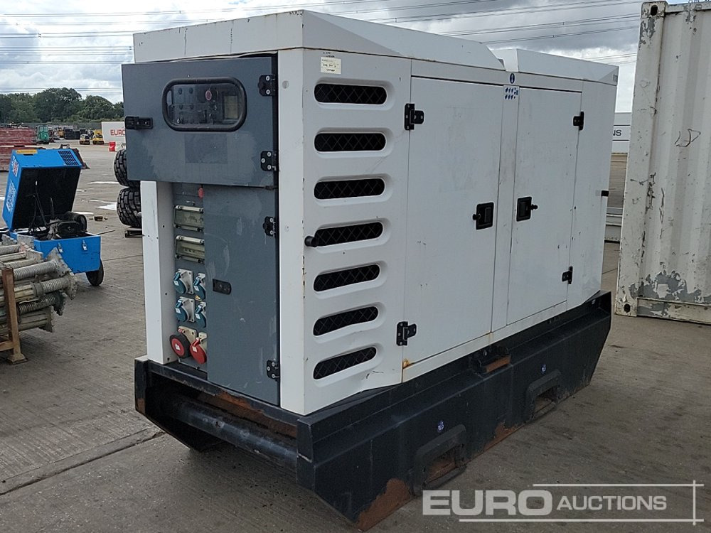 SDMO R110 - Gerador elétrico: foto 1 SDMO R110 - Gerador elétrico: foto 1