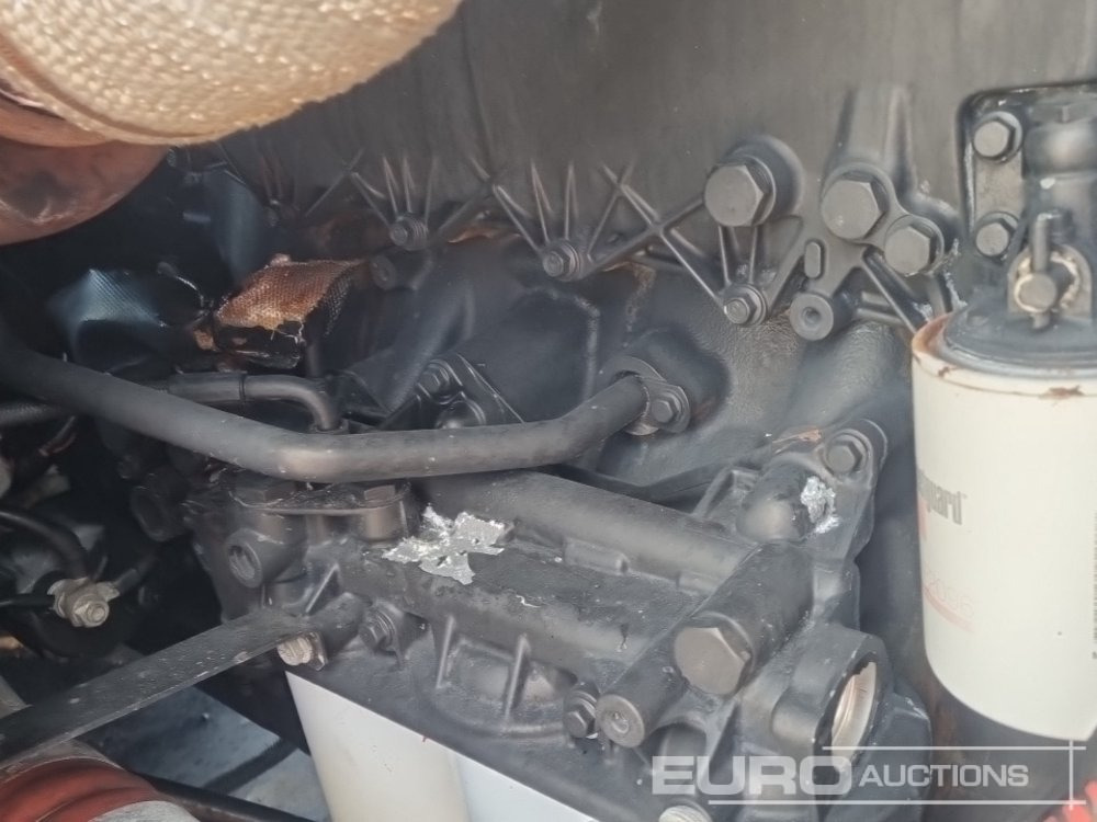 Gerador elétrico SDMO V550: foto 19