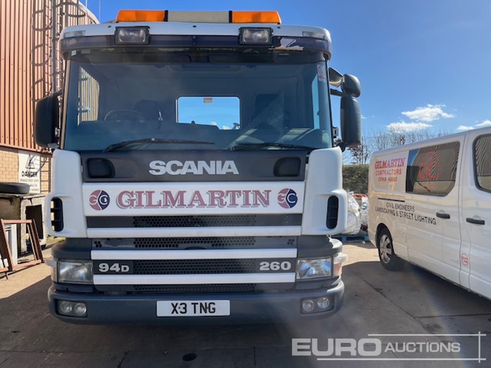 Scania 94D 260 - Camião de caixa aberta/ Plataforma: foto 3 Scania 94D 260 - Camião de caixa aberta/ Plataforma: foto 3