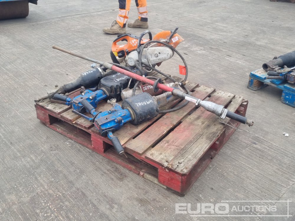 Stihl TS410 Petrol Quick Cut Saw, Pneumatic Hand Held Breaker (4 of), Pneumatic Concrete Poker, Hycon Hydraulic Core Drill - Máquina de asfalto: foto 4 Stihl TS410 Petrol Quick Cut Saw, Pneumatic Hand Held Breaker (4 of), Pneumatic Concrete Poker, Hycon Hydraulic Core Drill - Máquina de asfalto: foto 4