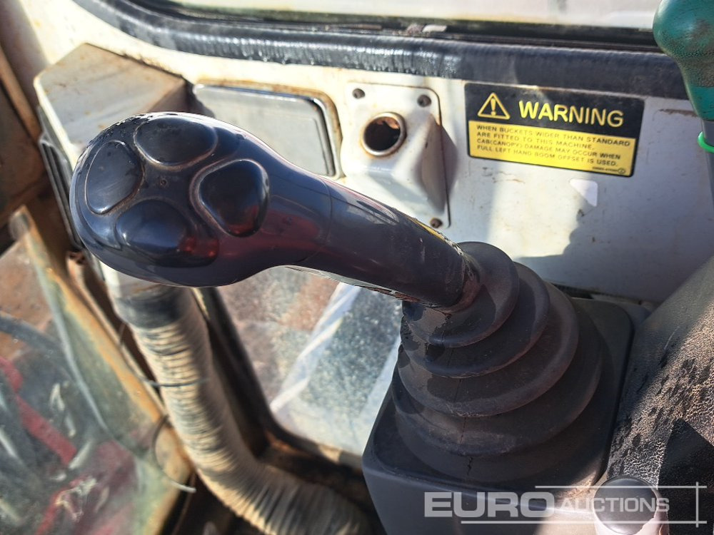 Mini escavadeira Takeuchi TB125: foto 30