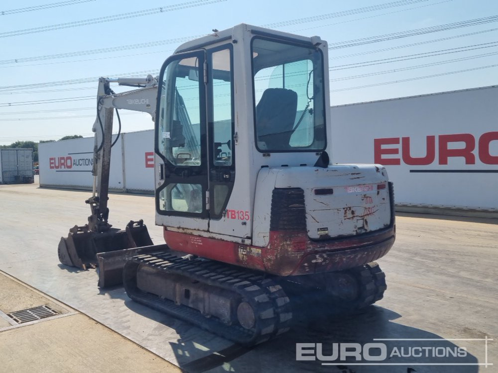 Takeuchi TB135 - Mini escavadeira: foto 3 Takeuchi TB135 - Mini escavadeira: foto 3
