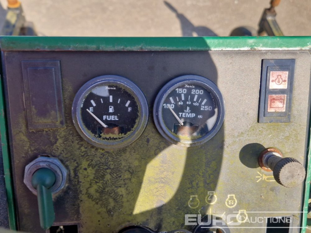 Cortador de grama Textron 728D: foto 25