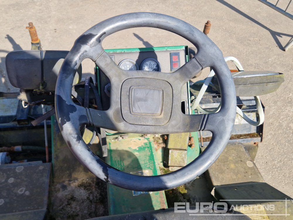 Cortador de grama Textron 728D: foto 21