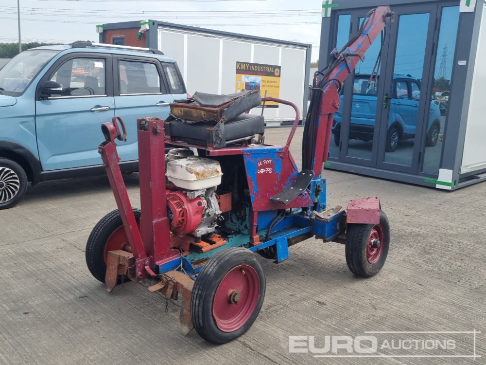 Tow Along Excavator, Honda Engine - Mini escavadeira: foto 1 Tow Along Excavator, Honda Engine - Mini escavadeira: foto 1