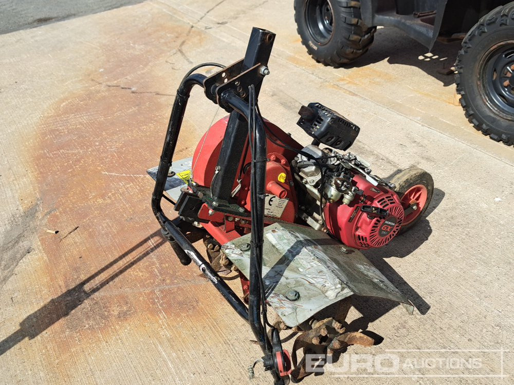 Tracmaster C2000 Petrol Rotovator, Honda Engine (Spares) - Equipamento de construção: foto 5 Tracmaster C2000 Petrol Rotovator, Honda Engine (Spares) - Equipamento de construção: foto 5