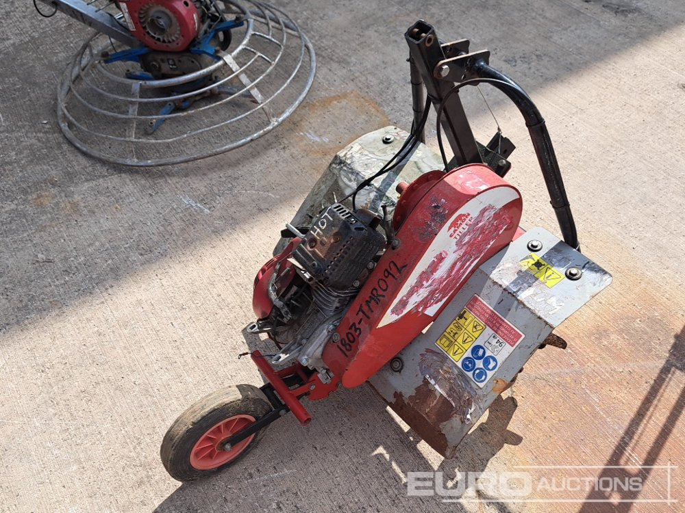 Tracmaster C2000 Petrol Rotovator, Honda Engine (Spares) - Equipamento de construção: foto 1 Tracmaster C2000 Petrol Rotovator, Honda Engine (Spares) - Equipamento de construção: foto 1