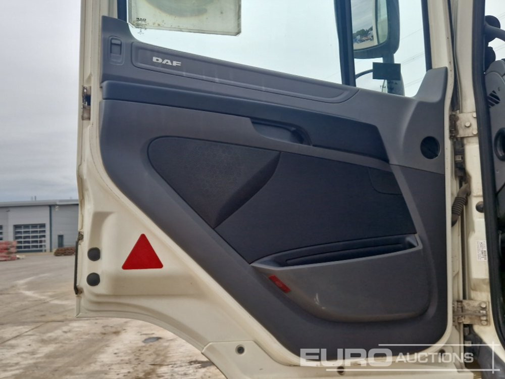 Tractor DAF CF 510: foto 26