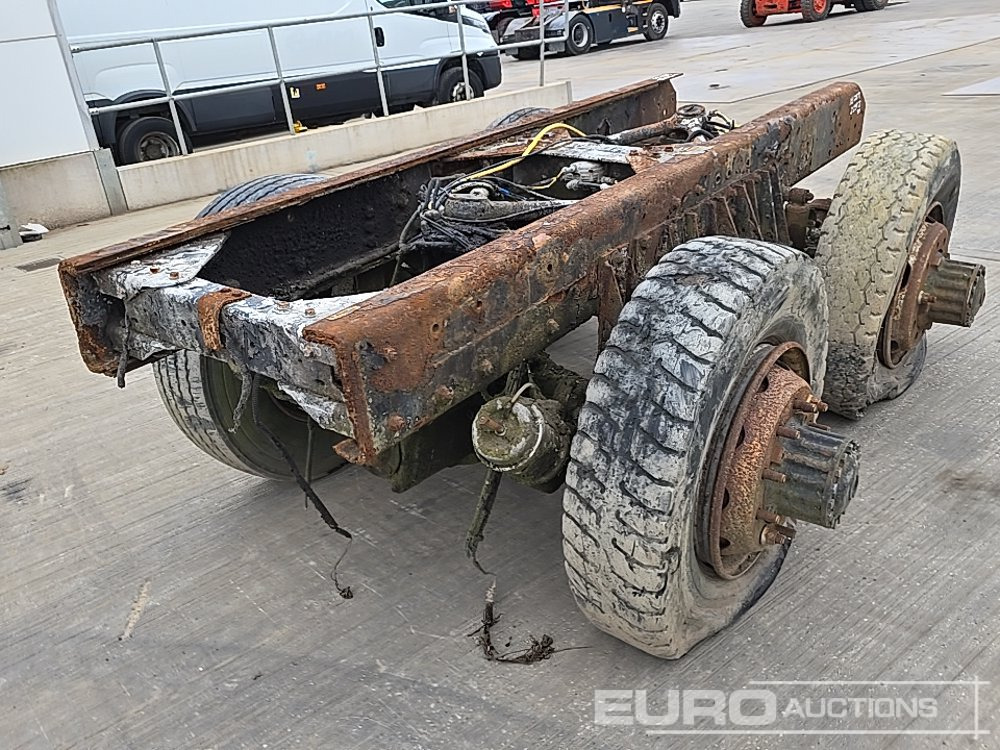 Twin Axle Chassis Cut Off - Estrutura/ Châssis para Camião: foto 5 Twin Axle Chassis Cut Off - Estrutura/ Châssis para Camião: foto 5