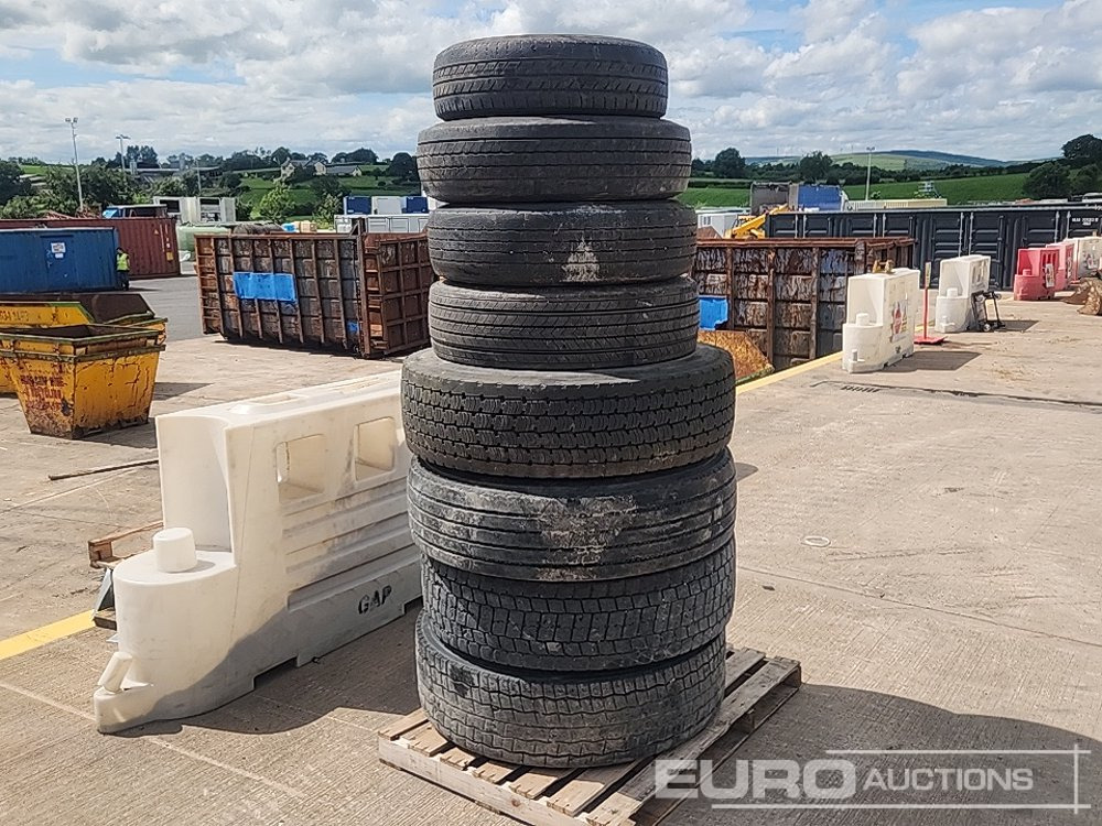Tyre & Rim to suit Lorry/Trailer (8 of) - Pneu: foto 4 Tyre & Rim to suit Lorry/Trailer (8 of) - Pneu: foto 4
