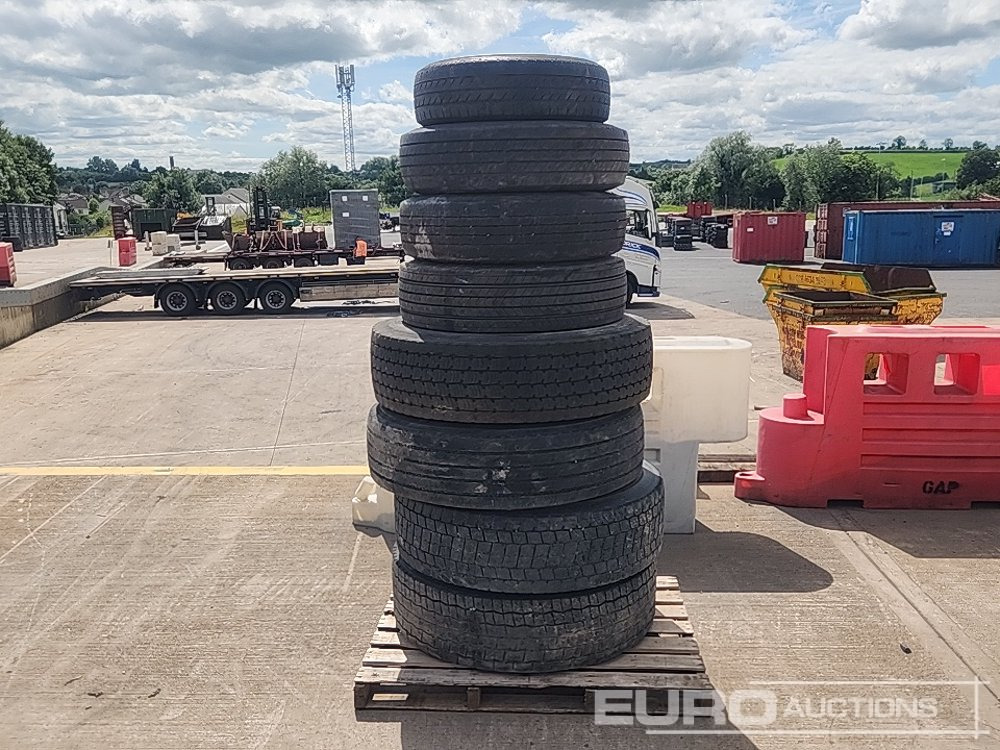 Tyre & Rim to suit Lorry/Trailer (8 of) - Pneu: foto 5 Tyre & Rim to suit Lorry/Trailer (8 of) - Pneu: foto 5