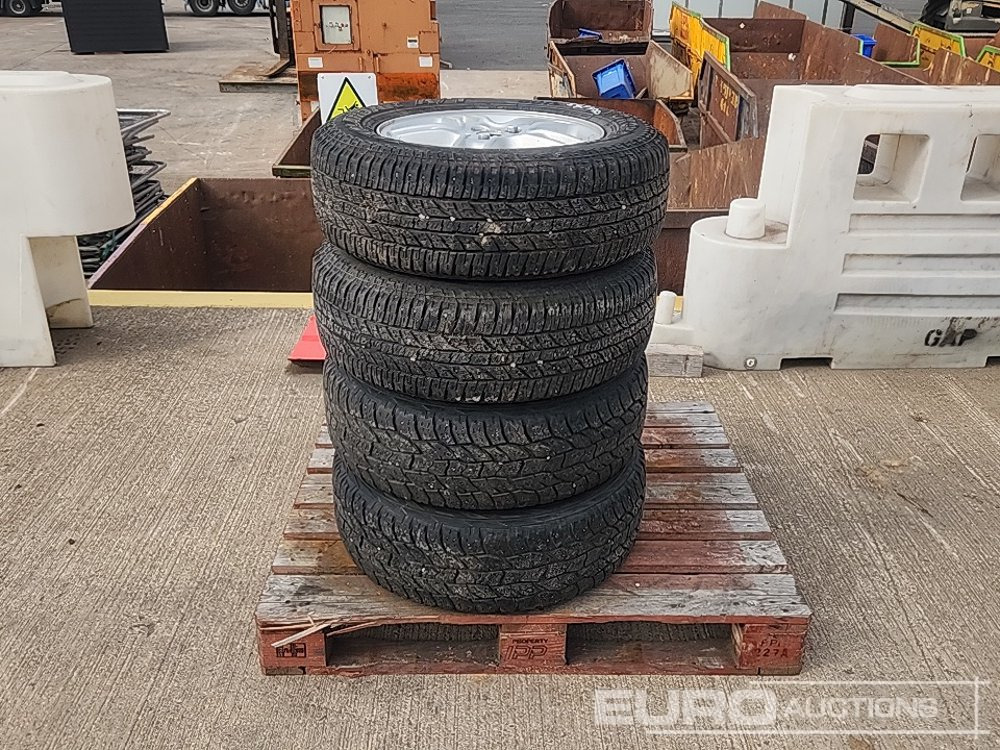 Tyres and Rims to suit Land Rover - Pneu: foto 2 Tyres and Rims to suit Land Rover - Pneu: foto 2