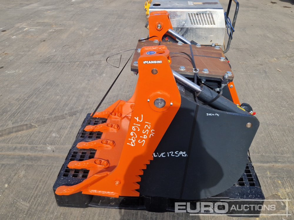 Unused 2024 Cangini 32" 4 in 1 Bucket to sut Excavator - Balde: foto 2 Unused 2024 Cangini 32" 4 in 1 Bucket to sut Excavator - Balde: foto 2