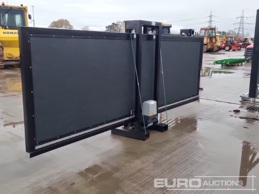 Unused 2025 13' Electric Composite Sliding Gate - Equipamento de construção: foto 3 Unused 2025 13' Electric Composite Sliding Gate - Equipamento de construção: foto 3
