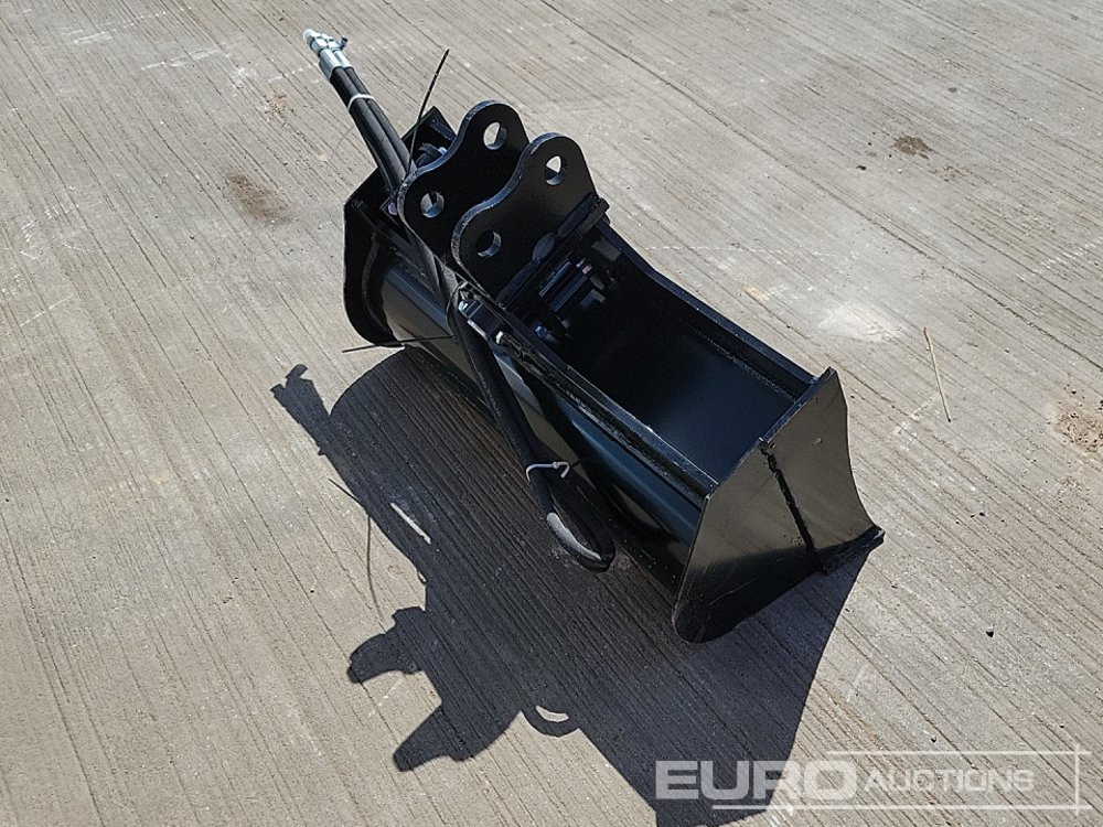 Unused 2025 Captok 24" Hydraulic Tilting Bucket 25mm Pin to suit Mini Excavator - Balde: foto 5 Unused 2025 Captok 24" Hydraulic Tilting Bucket 25mm Pin to suit Mini Excavator - Balde: foto 5