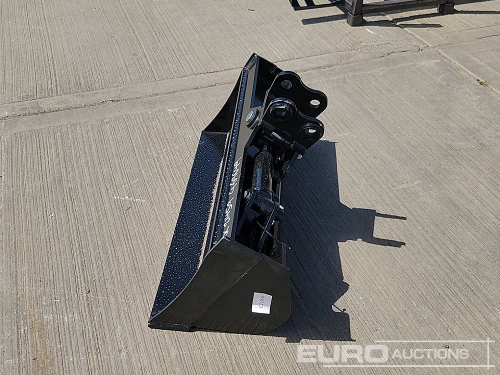 Unused 2025 Captok 32" Hydraulic Tilting Bucket 25mm Pin to suit Mini Excavator - Balde: foto 2 Unused 2025 Captok 32" Hydraulic Tilting Bucket 25mm Pin to suit Mini Excavator - Balde: foto 2