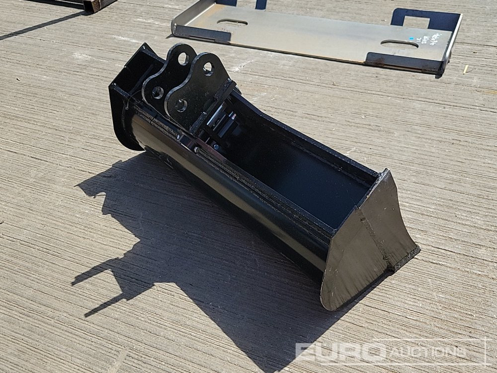Unused 2025 Captok 32" Hydraulic Tilting Bucket 25mm Pin to suit Mini Excavator - Balde: foto 5 Unused 2025 Captok 32" Hydraulic Tilting Bucket 25mm Pin to suit Mini Excavator - Balde: foto 5