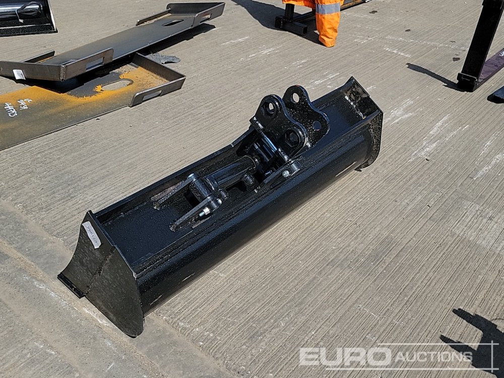 Unused 2025 Captok 40" Hydraulic Tilting Bucket 25mm Pin to suit Mini Excavator - Balde: foto 3 Unused 2025 Captok 40" Hydraulic Tilting Bucket 25mm Pin to suit Mini Excavator - Balde: foto 3