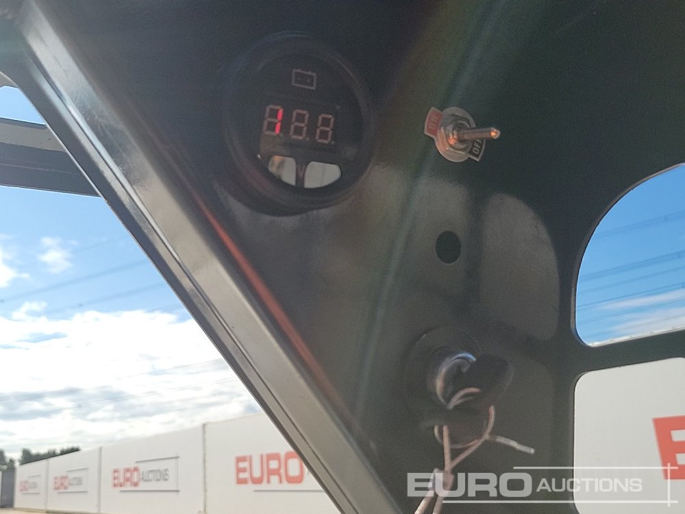 Mini pá carregadora Unused 2025 Newrick JC25: foto 25