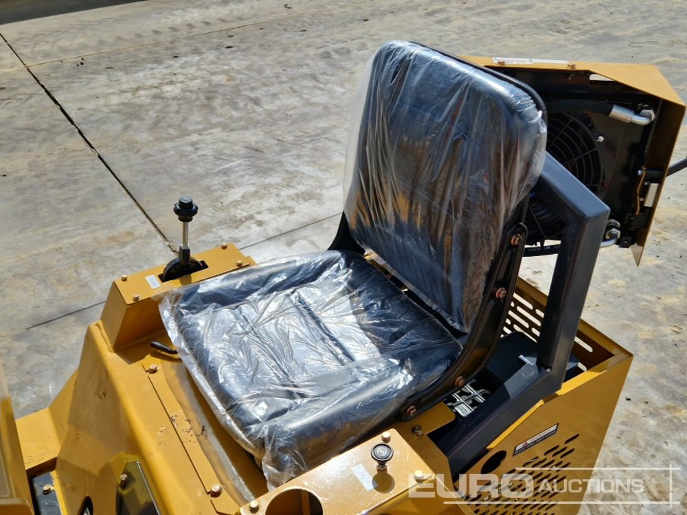 Mini pá carregadora Unused 2025 Newrick ZW380: foto 21