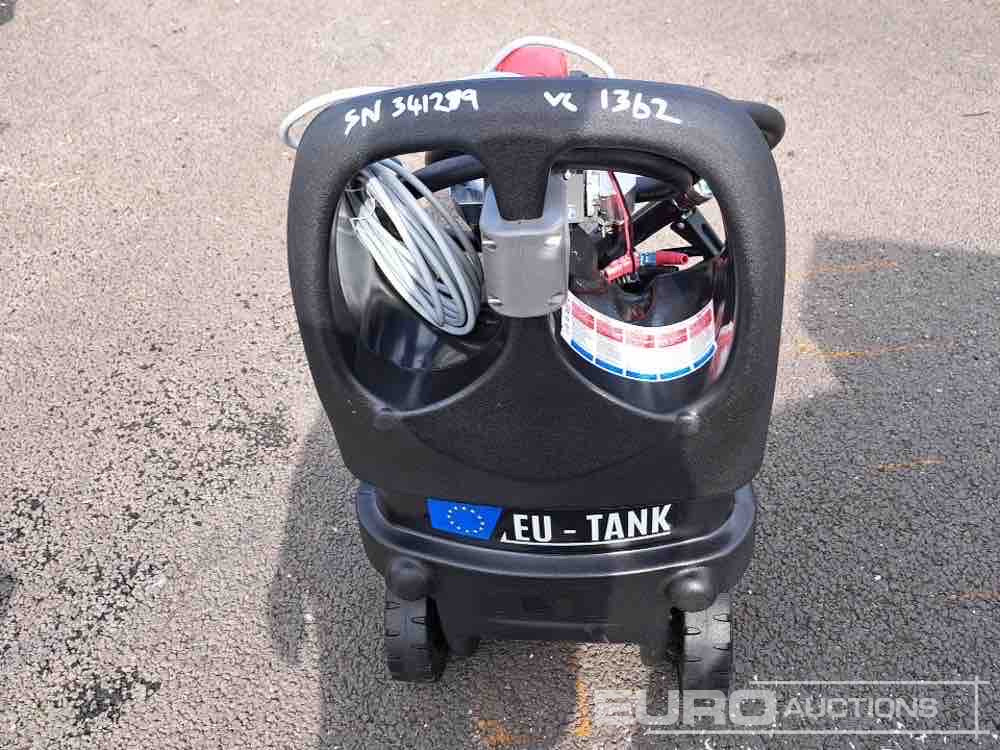 Unused Emiliana Serbatoi 55 Litre Diesel Caddy - Depósito de armazenamento: foto 4 Unused Emiliana Serbatoi 55 Litre Diesel Caddy - Depósito de armazenamento: foto 4