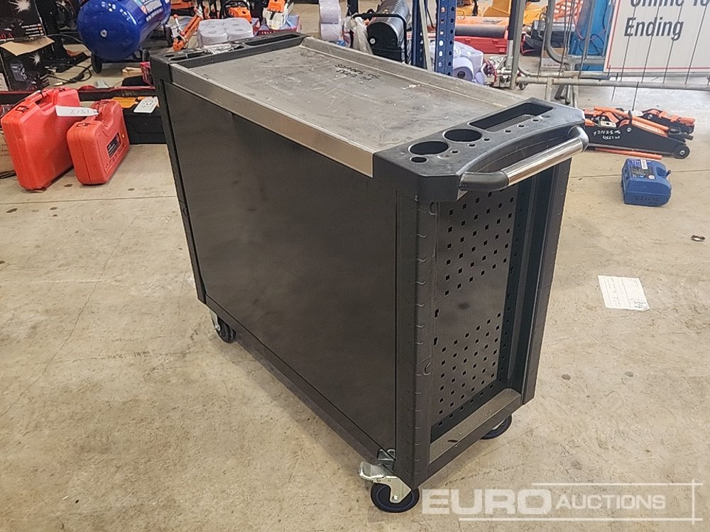 Unused Kraft Muller 7 Drawer 1 Door Tool Box & Tools - Equipamento para oficina: foto 4 Unused Kraft Muller 7 Drawer 1 Door Tool Box & Tools - Equipamento para oficina: foto 4