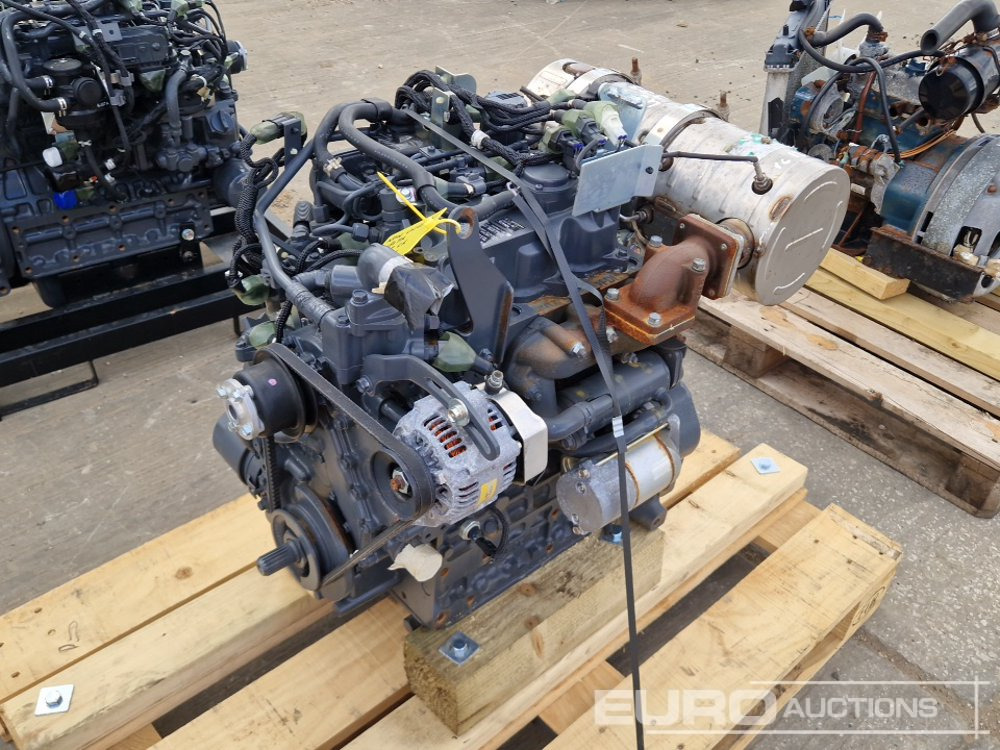 Unused Kubota 3 Cylinder Engine - Motor: foto 1 Unused Kubota 3 Cylinder Engine - Motor: foto 1