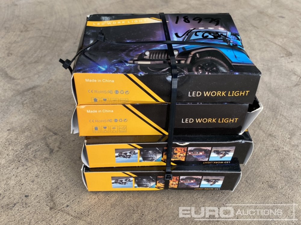 Unused LED Work Lights, 48w, 12V/24V, Adjustable Bracket, IP67 Waterproof, 6000k White (4 of) - Equipamento para oficina: foto 4 Unused LED Work Lights, 48w, 12V/24V, Adjustable Bracket, IP67 Waterproof, 6000k White (4 of) - Equipamento para oficina: foto 4