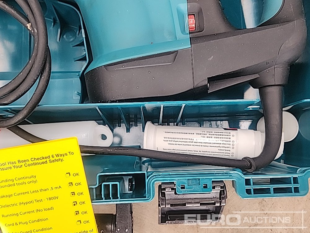 Equipamento de construção Unused Makita HM1203C Demolition Hammer 110V: foto 12