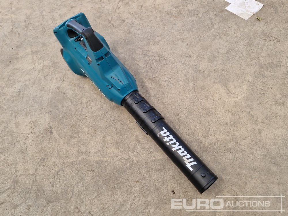 Unused Makita XBU02 36v (2x18v) XLT Cordless Blower (Body Only) - Equipamento de construção: foto 4 Unused Makita XBU02 36v (2x18v) XLT Cordless Blower (Body Only) - Equipamento de construção: foto 4