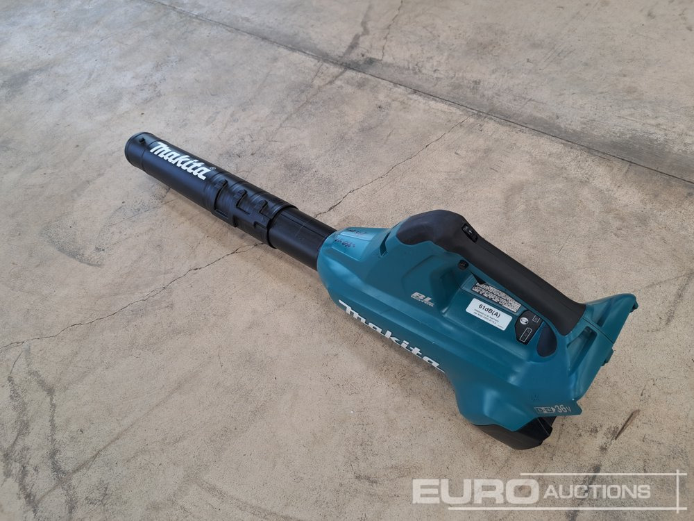 Unused Makita XBU02 36v (2x18v) XLT Cordless Blower (Body Only) - Equipamento de construção: foto 3 Unused Makita XBU02 36v (2x18v) XLT Cordless Blower (Body Only) - Equipamento de construção: foto 3