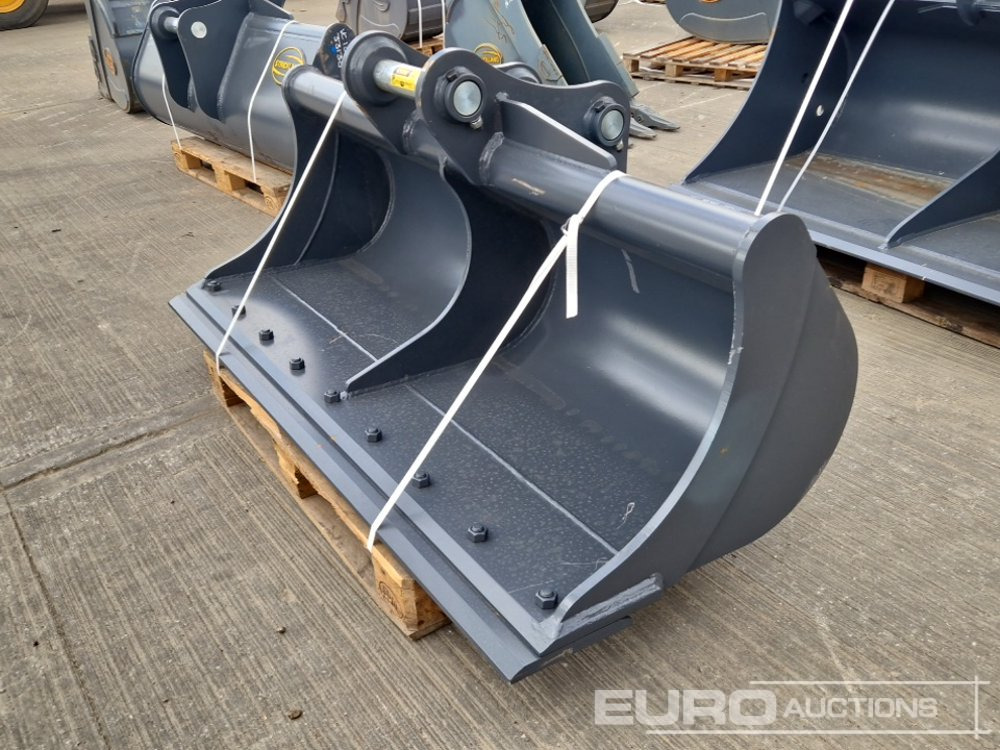 Unused Strickland 72" Ditching Bucket 65mm Pin to suit 13 Ton Excavator - Balde: foto 1 Unused Strickland 72" Ditching Bucket 65mm Pin to suit 13 Ton Excavator - Balde: foto 1