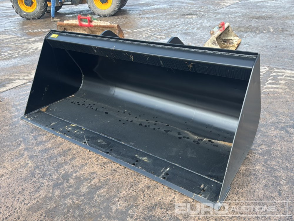 Unused Strickland 90" Loading Bucket to suit Manitou Telehandler - Balde: foto 1 Unused Strickland 90" Loading Bucket to suit Manitou Telehandler - Balde: foto 1