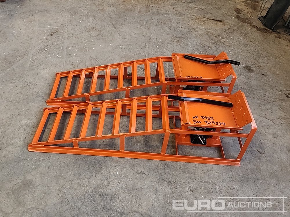 Unused TMUS 5 Ton Hydraulic Car Ramps - Equipamento para oficina: foto 2 Unused TMUS 5 Ton Hydraulic Car Ramps - Equipamento para oficina: foto 2