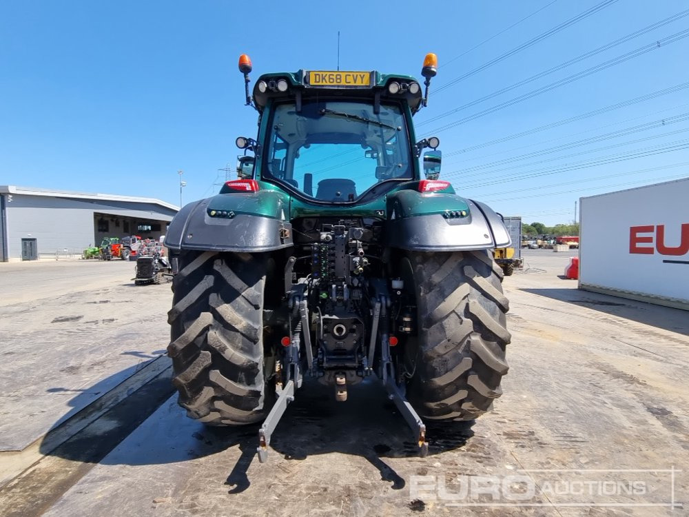 Valtra T254 - Trator: foto 4 Valtra T254 - Trator: foto 4