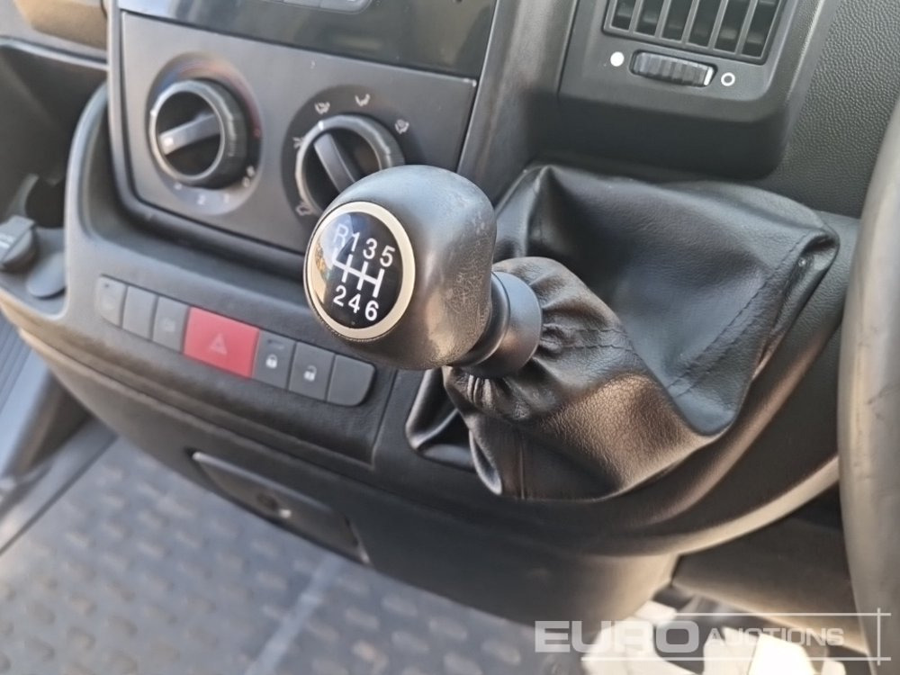 Veículo comercial 2015 Citroen Relay: foto 30