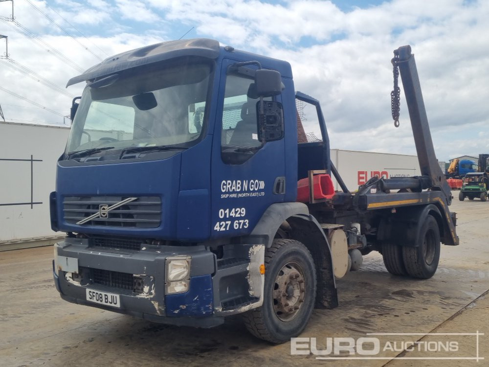 Volvo 4x2 Skip Loader Lorry, Extendable Arms, Manual Gearbox (Reg. Docs. & Plating Certificate Available) - Camião multibenne: foto 1 Volvo 4x2 Skip Loader Lorry, Extendable Arms, Manual Gearbox (Reg. Docs. & Plating Certificate Available) - Camião multibenne: foto 1