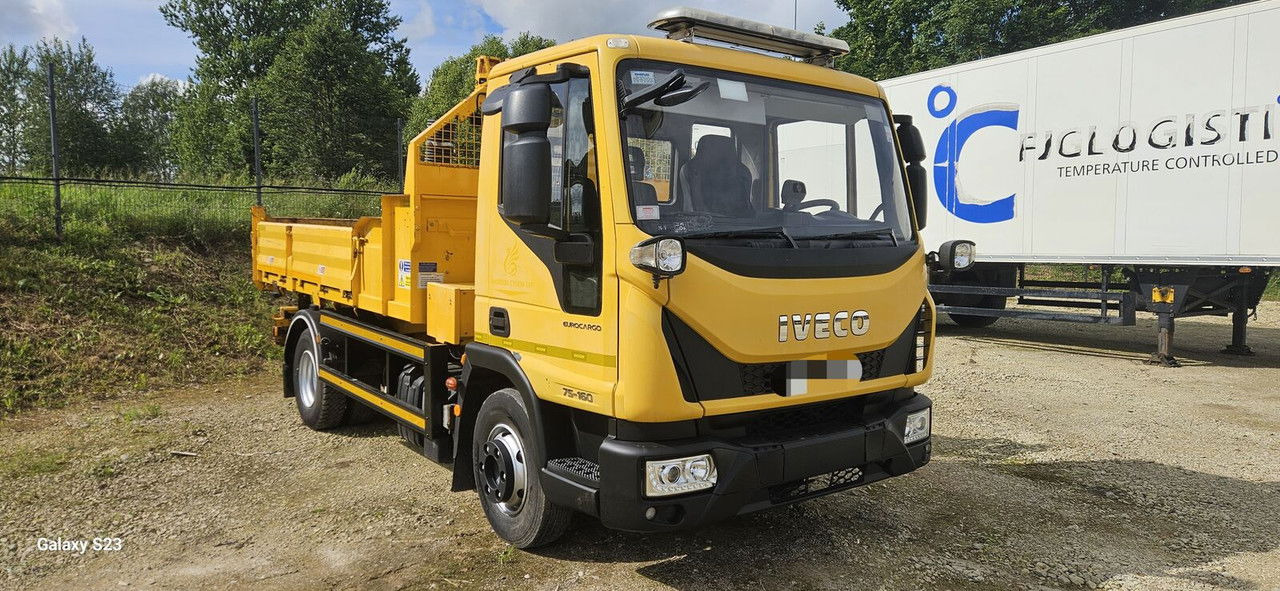 Iveco EuroCargo 75 75E160 - Camião basculante: foto 3 Iveco EuroCargo 75 75E160 - Camião basculante: foto 3