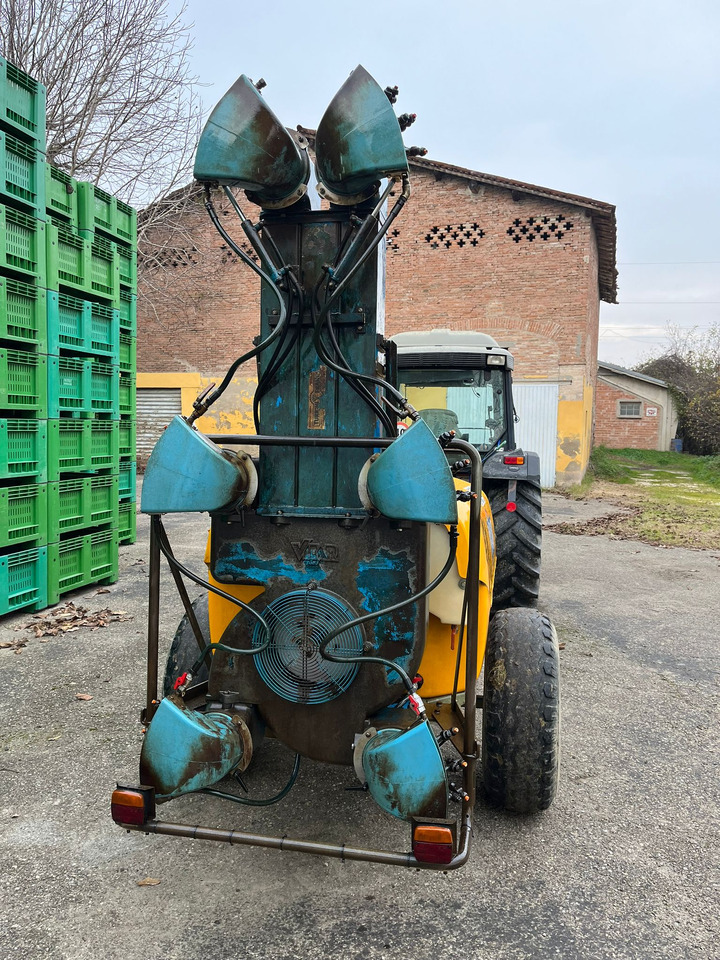 Atomizzatore usato Vicar ATV 15.470.M10 - Pulverizador de arrastar: foto 4 Atomizzatore usato Vicar ATV 15.470.M10 - Pulverizador de arrastar: foto 4