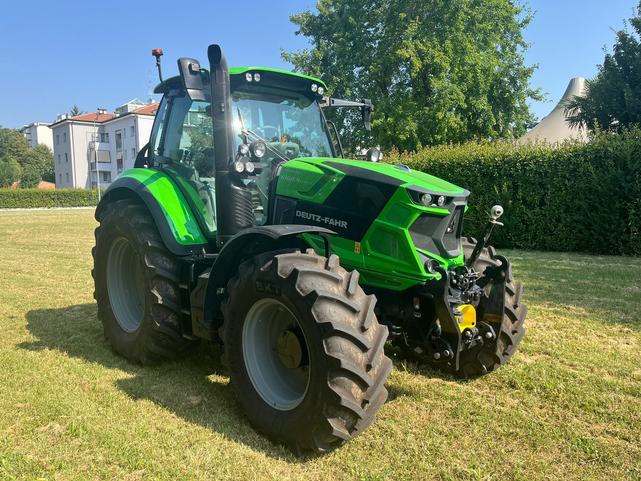 Deutz-Fahr Agrotron 6160.4 Rc-Shift - Trator: foto 4 Deutz-Fahr Agrotron 6160.4 Rc-Shift - Trator: foto 4