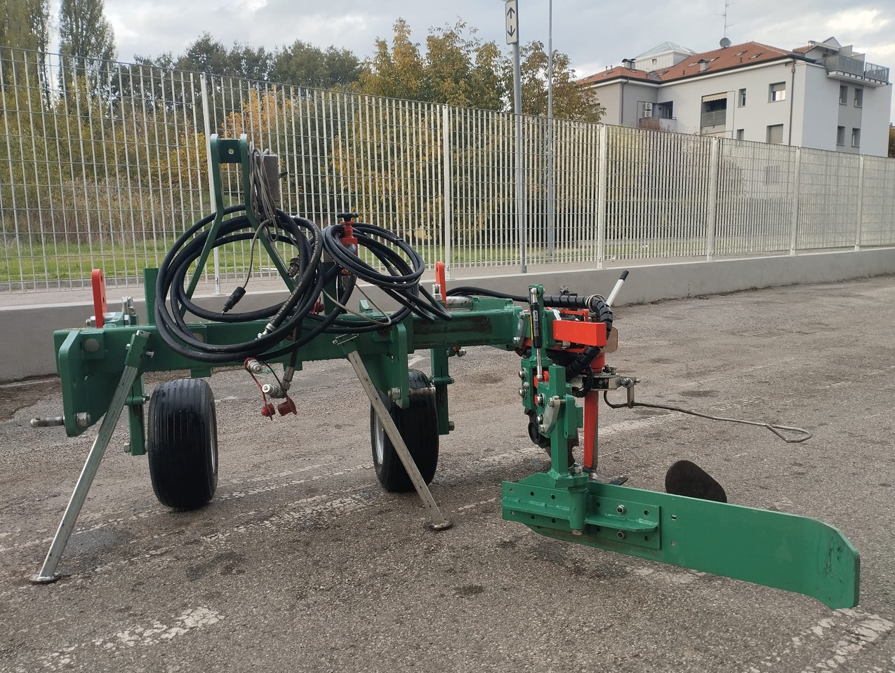 Interfilare usata Clemens CL717061 - Triturador de martelos/ Destroçador: foto 3 Interfilare usata Clemens CL717061 - Triturador de martelos/ Destroçador: foto 3