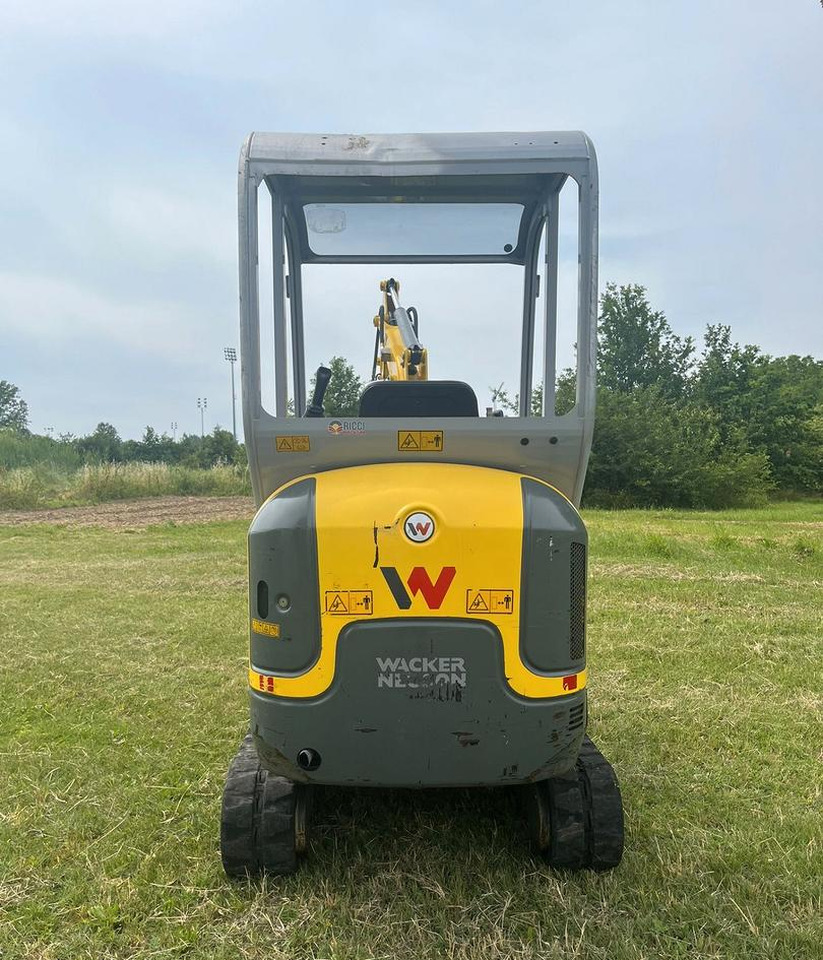 Miniescavatore usato Wacker Neuson ET 16 MTR - Mini escavadeira: foto 2 Miniescavatore usato Wacker Neuson ET 16 MTR - Mini escavadeira: foto 2