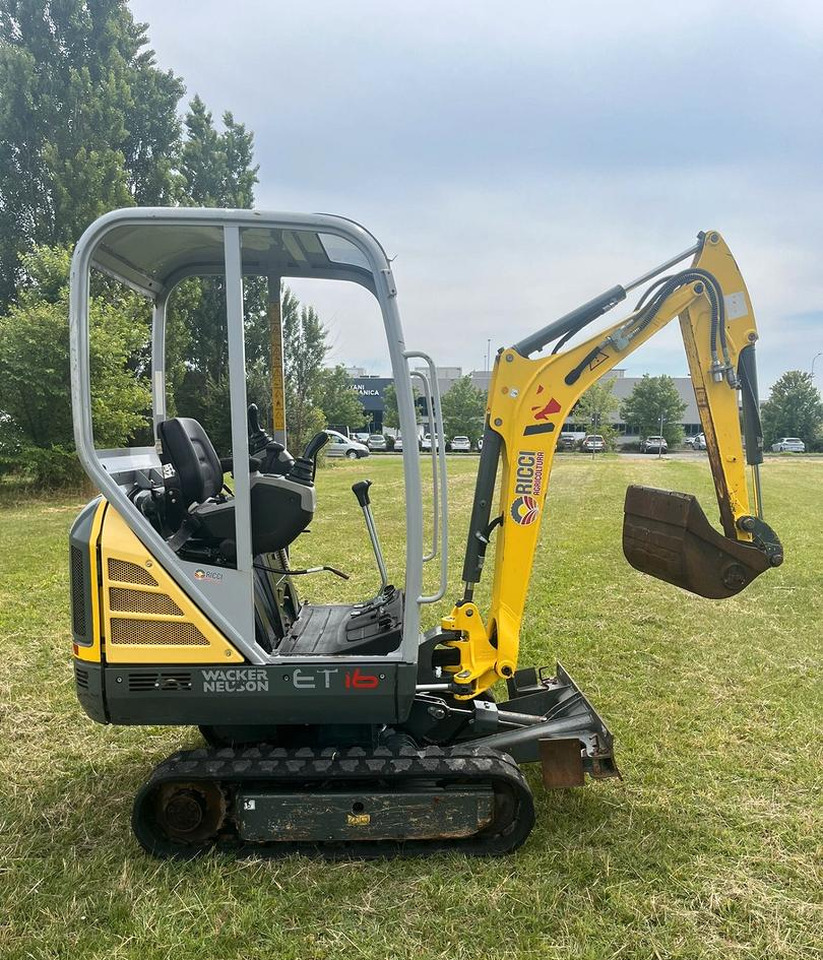 Miniescavatore usato Wacker Neuson ET 16 MTR - Mini escavadeira: foto 3 Miniescavatore usato Wacker Neuson ET 16 MTR - Mini escavadeira: foto 3